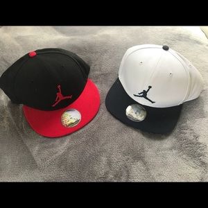 2 Jordan snapbacks.